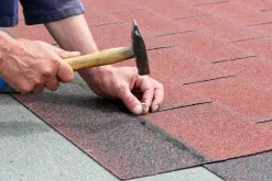 Dakpannen|Brico Aquaplan Dakshingle Easy-Shingle Standaard Rood 2M²