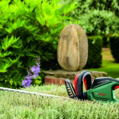 Heggenscharen|Brico Bosch Heggenschaar Universalhedgecut 50