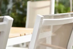 Brico Central Park Tuinstoel Bonifacio Stapelbaar Aluminium/Textileen Taupe- Tuinstoelen