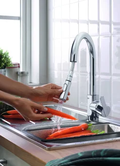 Keukenkranen|Brico Grohe Keukenmengkraan Feel Met Uittrekbare Handdouche Chroom