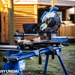 Zaagmachines|Brico Hyundai Radiaal Afkortzaag 1700W