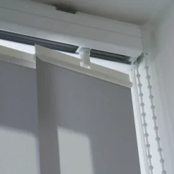 Brico Madeco 4196 Verticale Lamellen Compleet Lichtdoorlatend Grijs 12,7 X 260 Cm + Rail 250 Cm- Lamellen