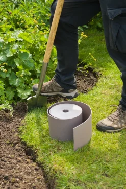 Brico Nature Tuinborder Pe Taupe 3Mm - H15Cmx10M- Opsluitbanden & Boordstenen