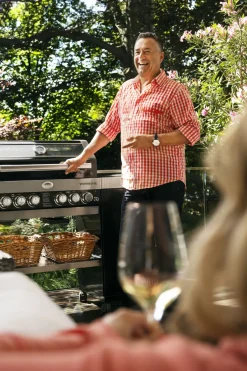 Brico Rosle Gasbarbecue Videro G4-Sl 30Mbar 154X60X118Cm- Gasbarbecue